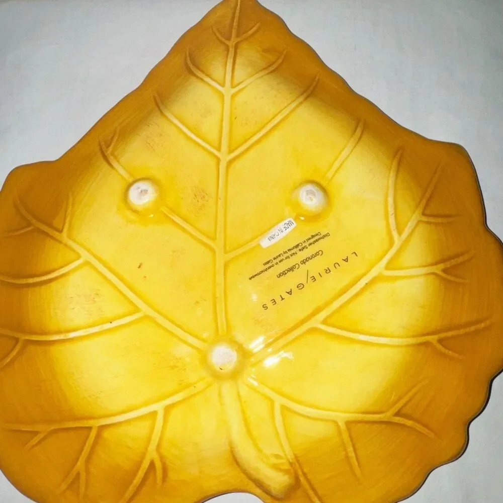 Vintage Laurie Gates Coronado Leaf Plates Set 4 Fall Thanksgiving Appetizer